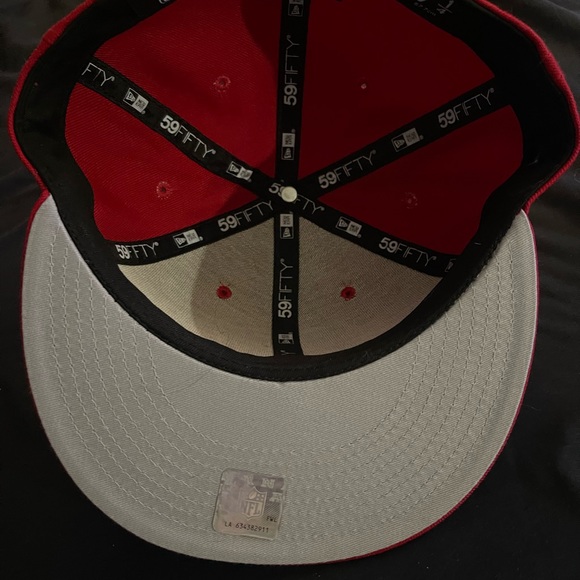 Brand new new era bears hat was a gift did not fit. - Picture 4 of 4